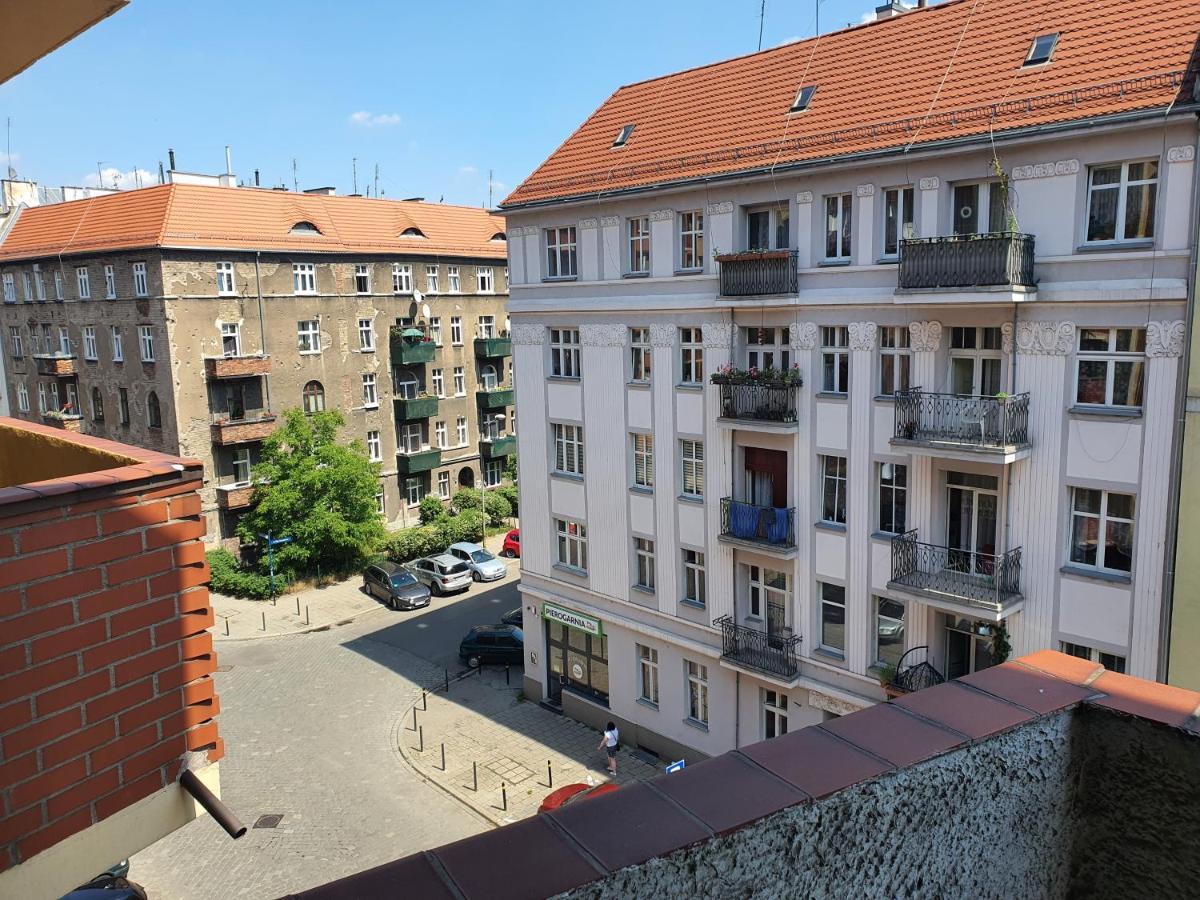 Whitebeeapartament Apartment Вроцлав Екстериор снимка