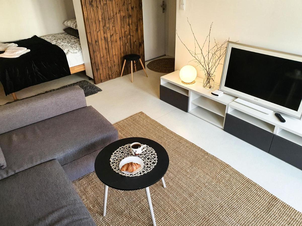 Whitebeeapartament Apartment Вроцлав Екстериор снимка
